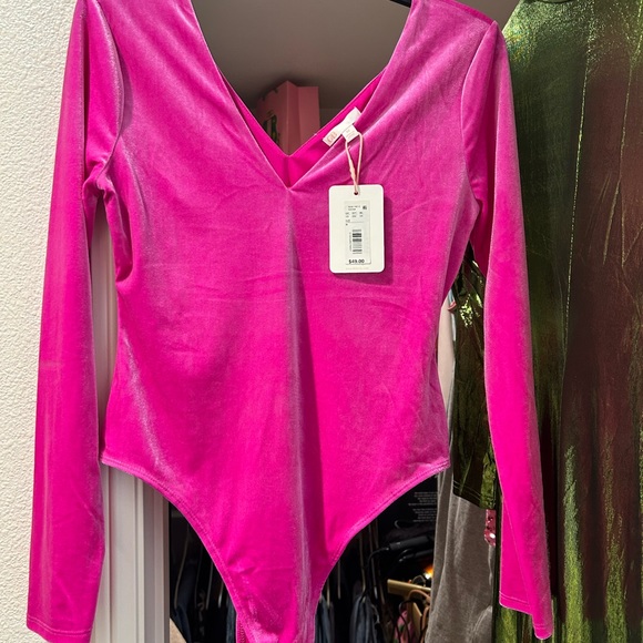GB Fuchsia Bodysuit 🩷 - Picture 4 of 6